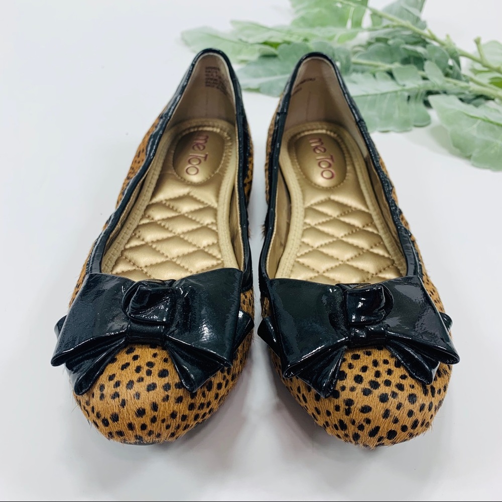 Me Too | Kaci Animal Print Cow Hair Bow Flat - Picture 2 of 7
